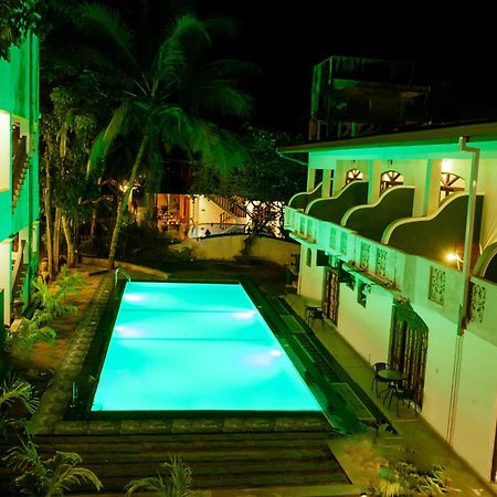 Prince Beach Hotel Bentota Eksteriør bilde