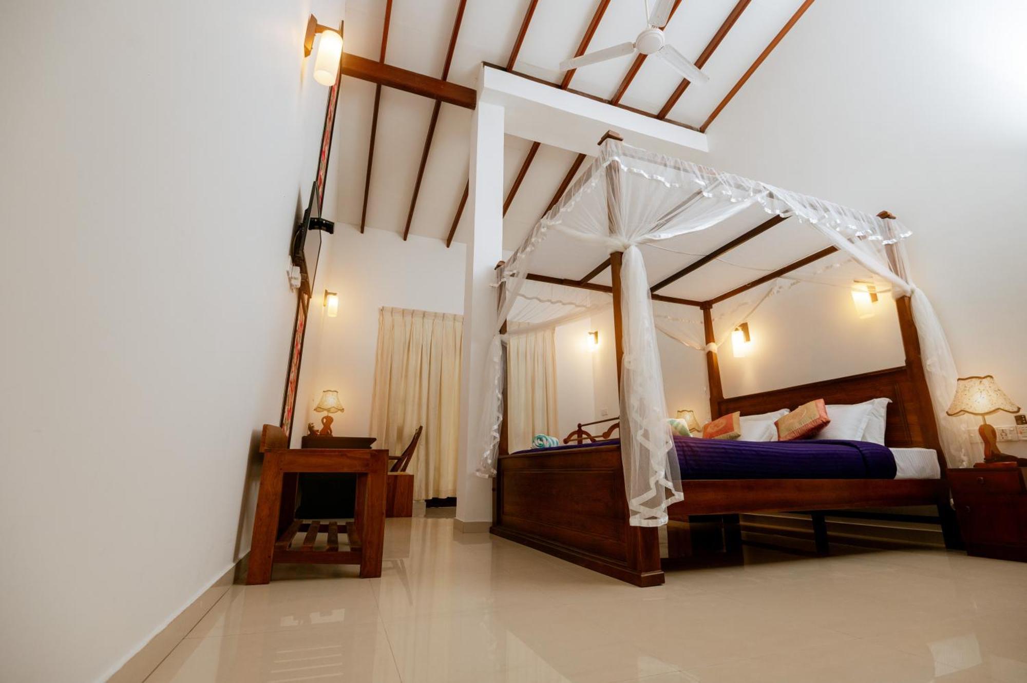 Prince Beach Hotel Bentota Eksteriør bilde