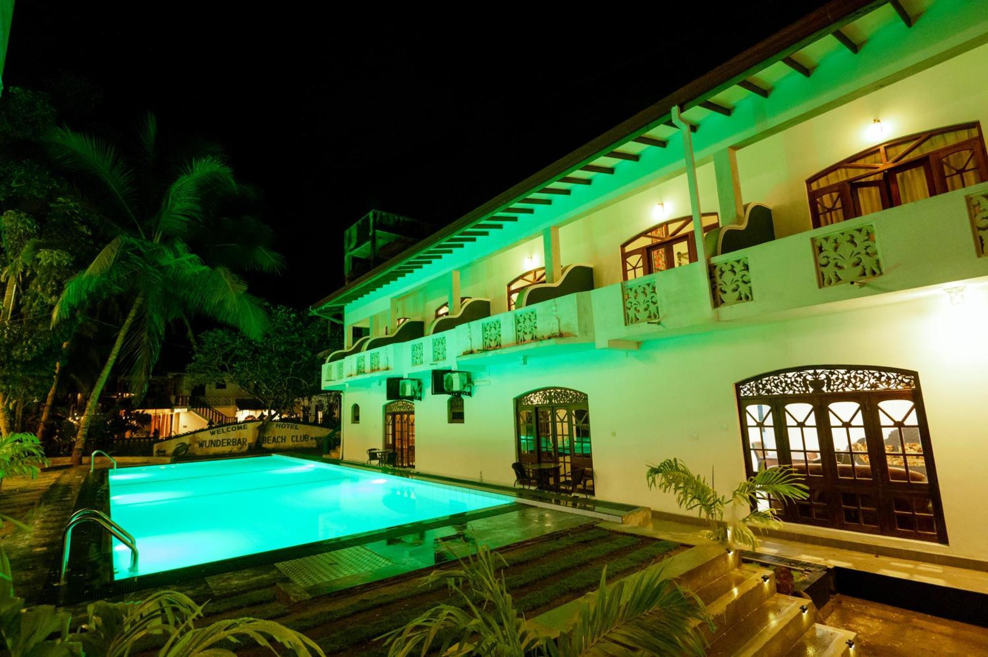 Prince Beach Hotel Bentota Eksteriør bilde