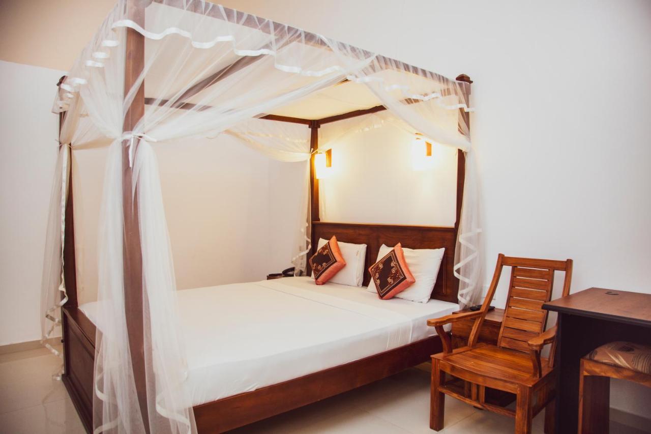 Prince Beach Hotel Bentota Eksteriør bilde